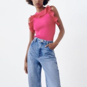 NEW WITH TAGS Zara Ruffled Knit Top